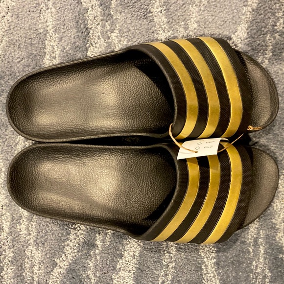 Men’s Gold Adidas Slides - Picture 1 of 3